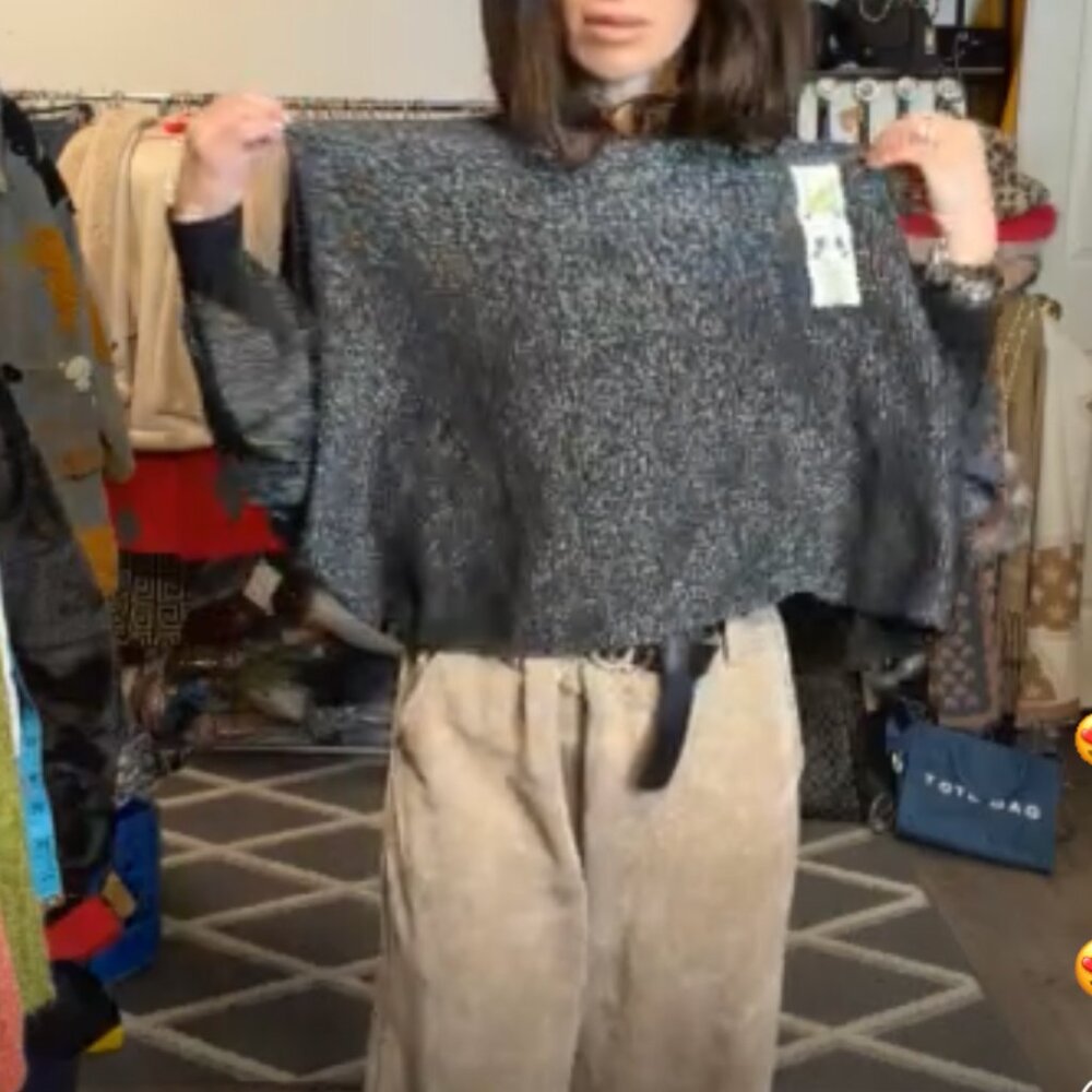 MOMS ITALY TOP